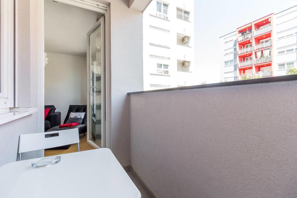 Flexible Selfcheckins 9 - Zagreb - Garage - Electric Vehicle Ccharger - Loggia - New - Apartments Repinc 9 エクステリア 写真